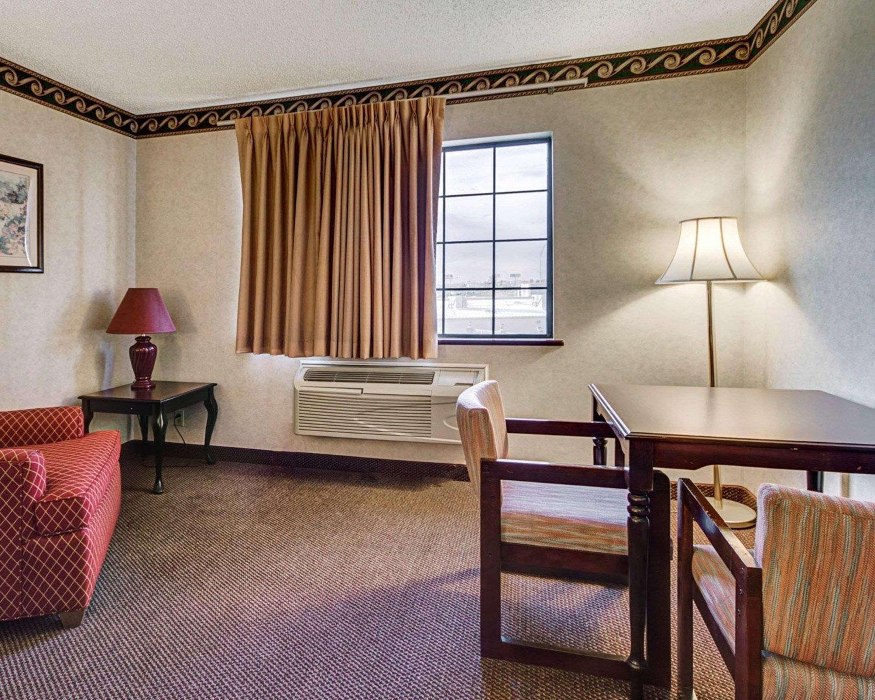 Econo Lodge Inn & Suites El Paso Ngoại thất bức ảnh
