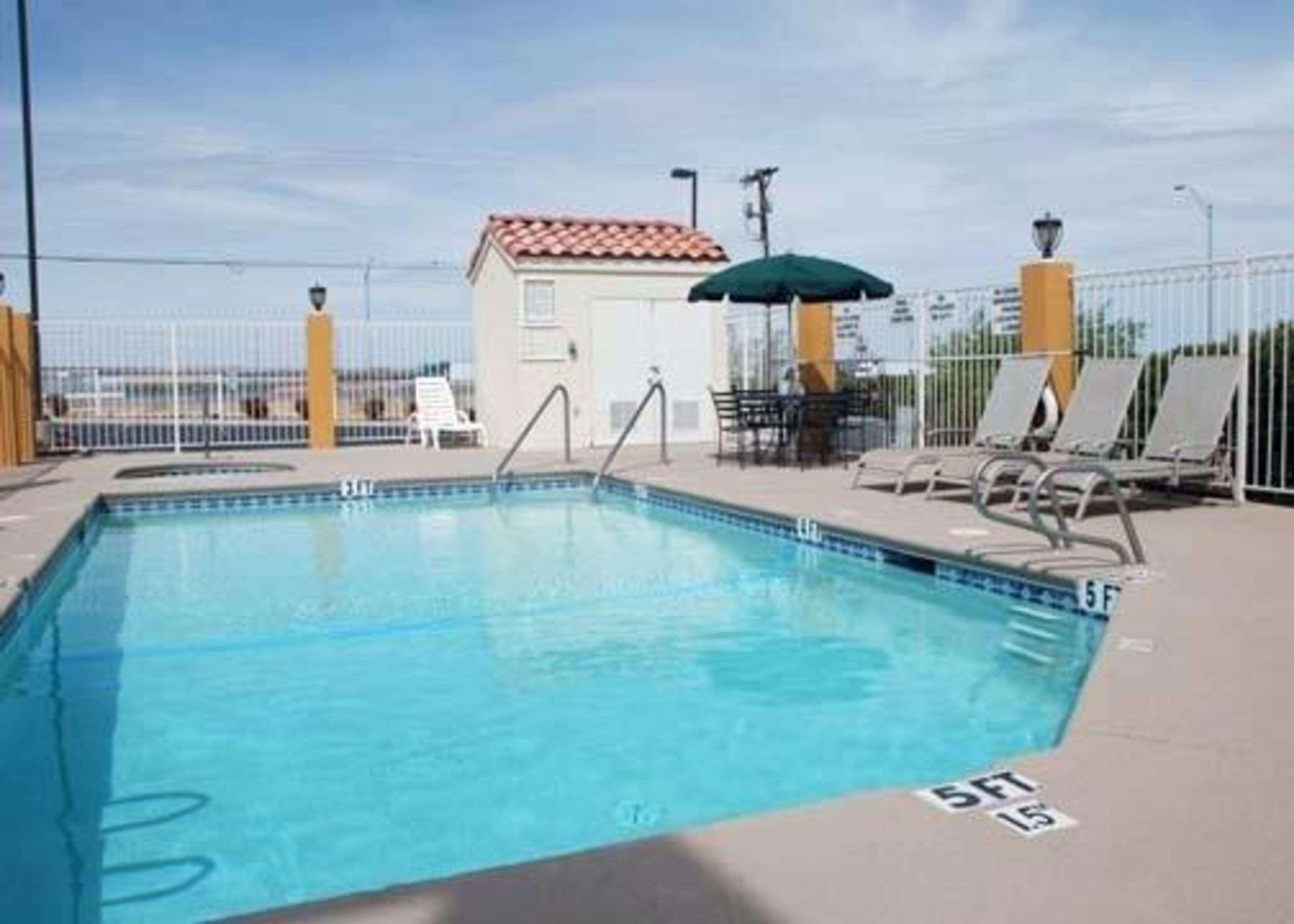 Econo Lodge Inn & Suites El Paso Tiện nghi bức ảnh